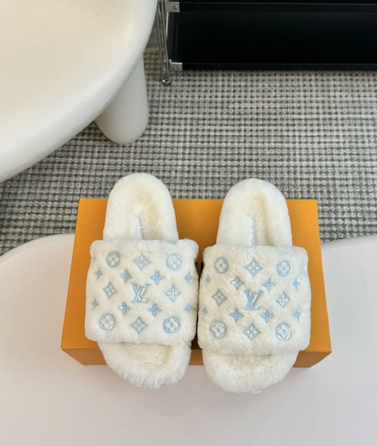 Louis Vuitton LV Cozy Wool Fuzzy Slippers Anti Slip Rubber Sole