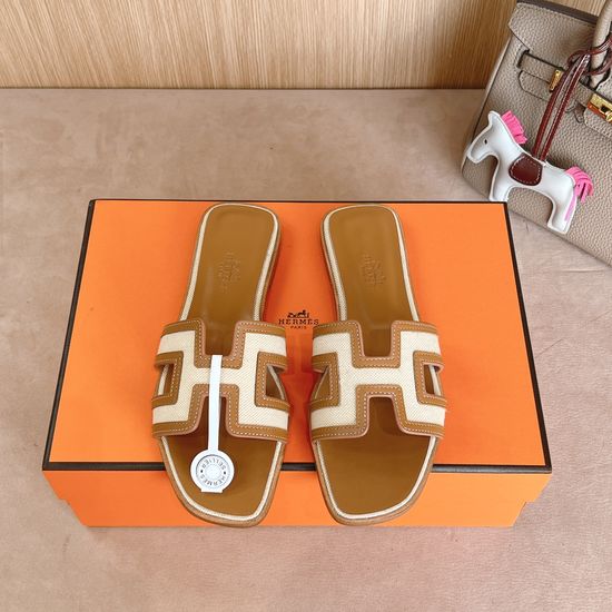 Hermes Stylish Velvet Flat Sandals with Premium Leather Outsole