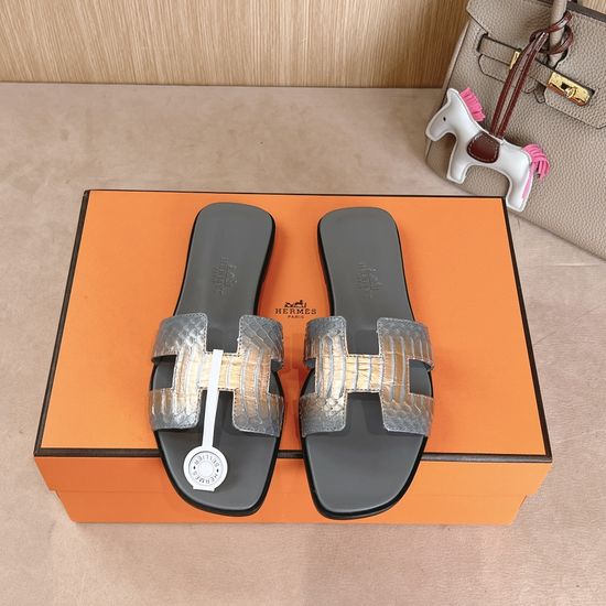 Hermes Elegant Snake Print Sandals with Velvet Finish and Comfort Sole