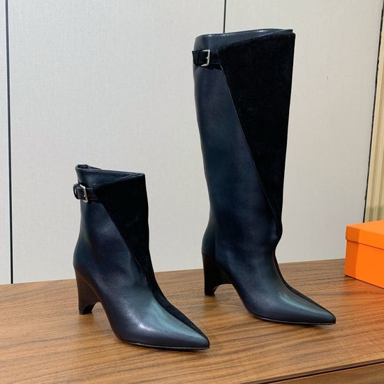 Hermes Minimalist Leather Ankle Boots with Low Heel