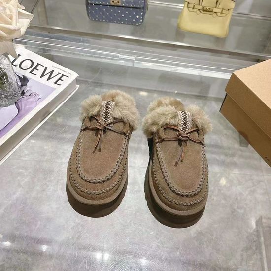 Gucci Woven Trim Slip On Shoes with Fuzzy Lining