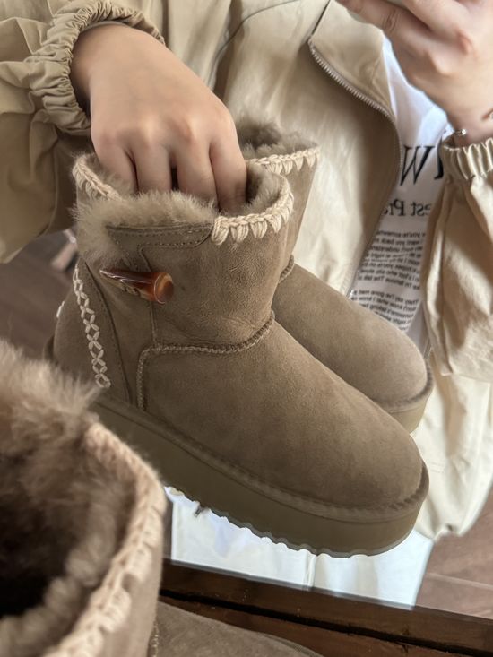 UGG Braided Horn Button Short Snow Boots Warm Durable Cozy Footwear