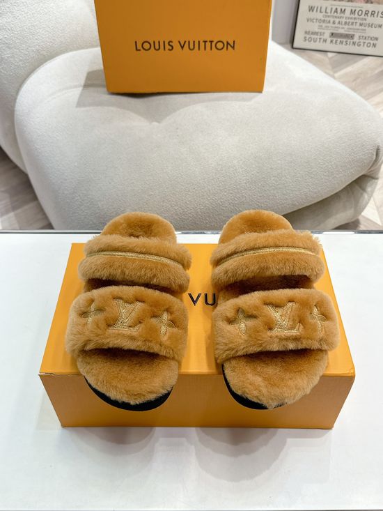 Louis Vuitton Retro Fleece Lined Slip On Shoes Warm Comfortable Footwear