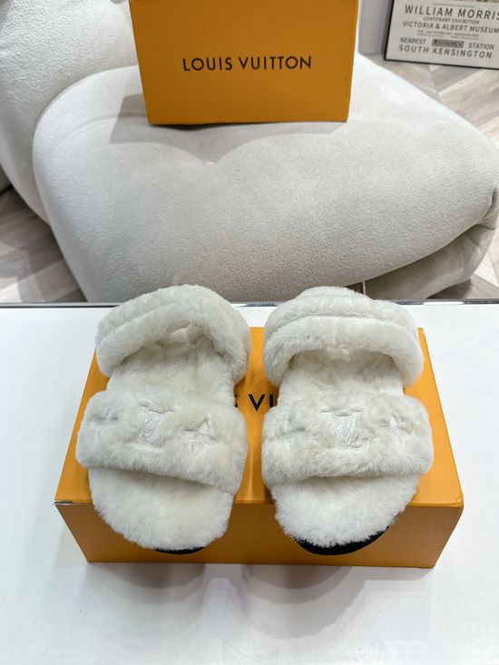 Louis Vuitton Retro Fleece Lined Slip On Shoes Warm Comfortable Footwear