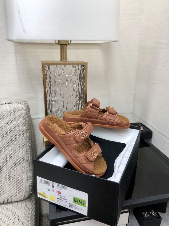Gucci Premium Velcro Slippers with Genuine Sheepskin Lining