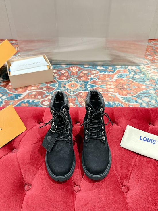 Louis Vuitton Waterproof Embossed Nubuck Ankle Boots Durable Rubber Outsole