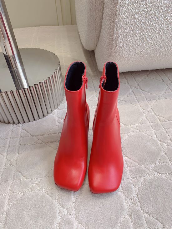 Ferragamo Sculpted Heel Leather Ankle Boots with Premium Sole