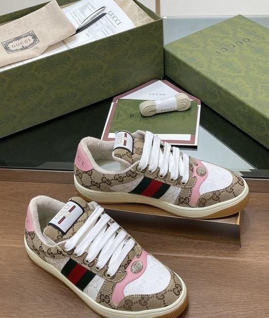 Gucci Top Quality Vintage Style Casual Sneakers with Fine Craftsmanship