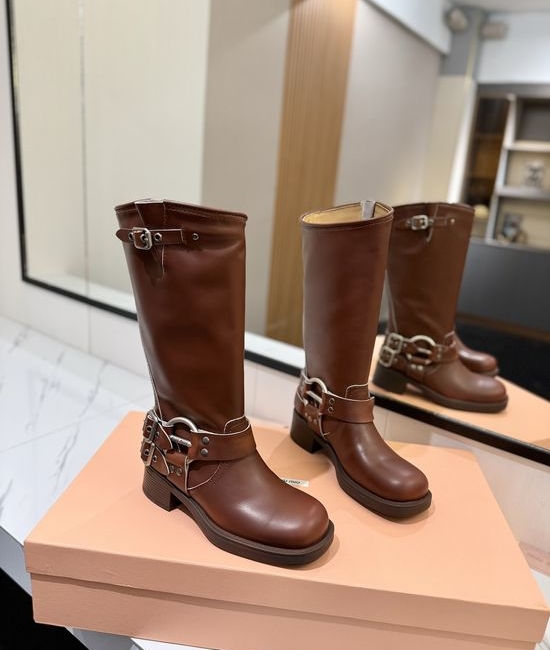Miu Miu Vintage Distressed Leather Ankle Boots Retro Anti-slip Sole