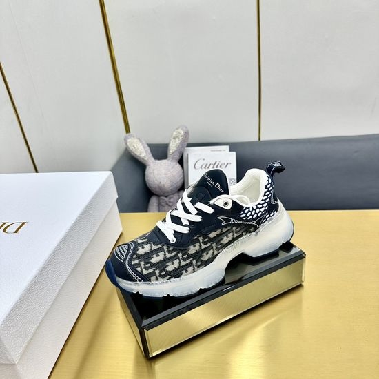 Christian Dior CD Printed Thick Sole Casual Shoes with Breathable Mesh Upper