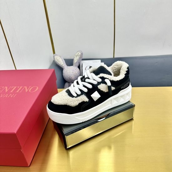 Valentino Height Increasing Platform Rivet Leather Casual Sneakers