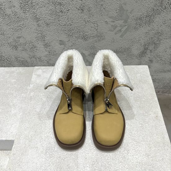 Bottega Veneta Nubuck Leather Non-slip Work Boots Elevate Height