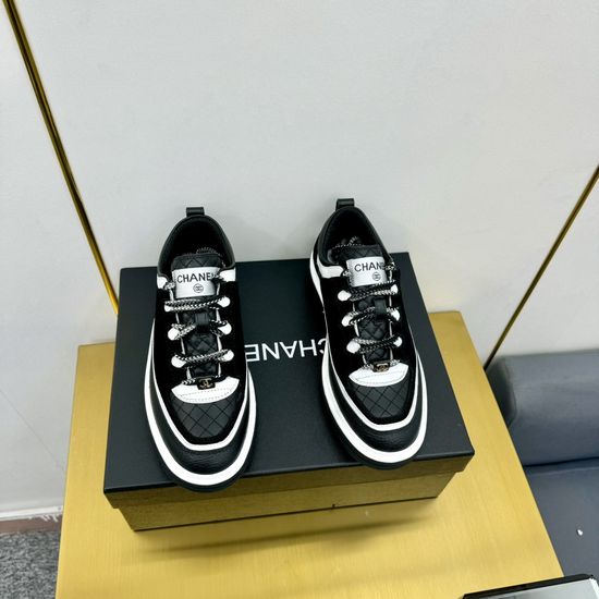 Chanel Classic Patterned Leather Comfortable Height Boosting Shoes