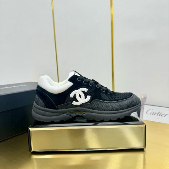 Chanel Classic Two-Tone Casual Sneakers with Genuine Leather Upper