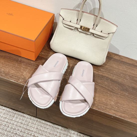 Balenciaga Comfortable Lambskin Upper Sports Slides with Non-slip Sole