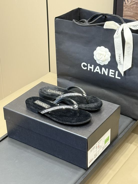 Chanel Rhinestone Decor Soft Lined Comfort Flip Flop Sandals