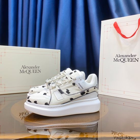 McQueen High Quality Breathable Non-slip Premium Fashion Casual Shoes