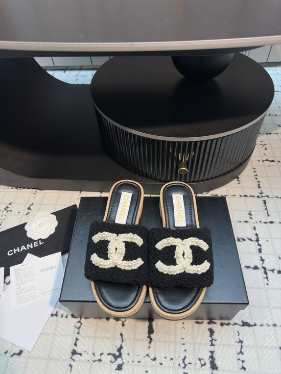 Chanel Beaded Double-C Wool Slippers for Comfort