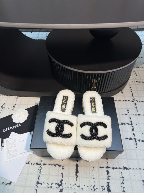Chanel Beaded Double-C Wool Slippers for Comfort