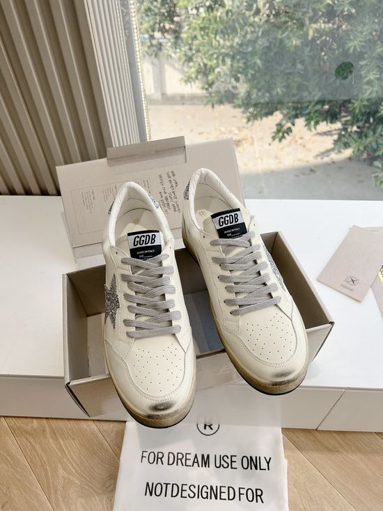 Golden Goose Vintage Distressed Comfortable Casual Walking Sneakers