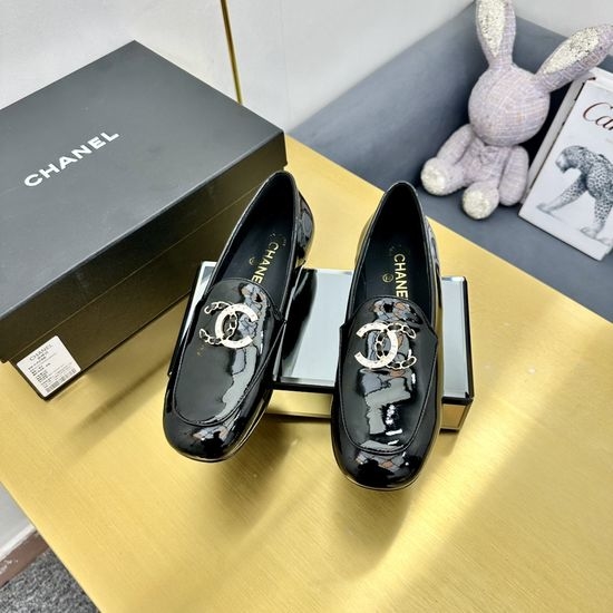 Chanel Vintage Style Round Toe Leather Loafer Shoes