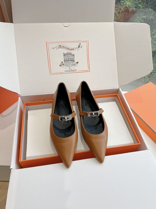 Hermes Pointed Toe Hardware Accent Comfort Leather Flat Shoes