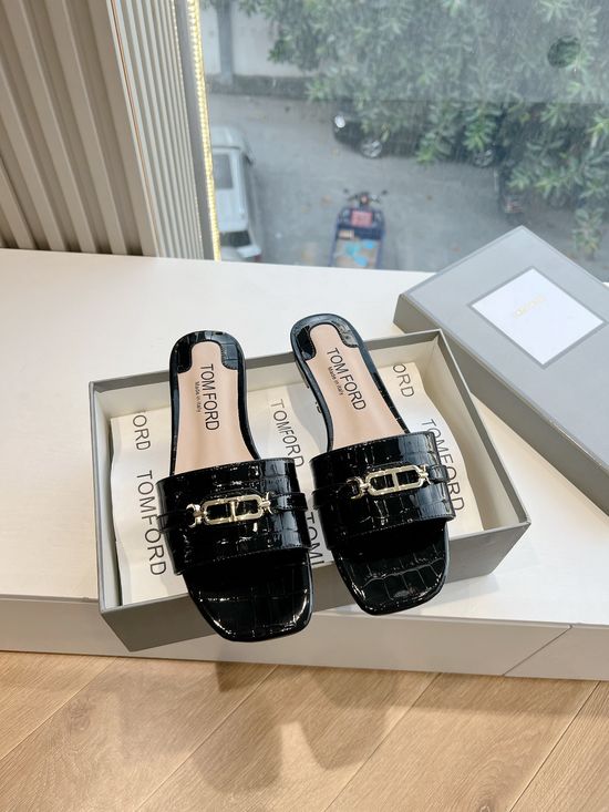 Tom Ford Embossed Cowhide Round Toe Soft Lined Casual Slides