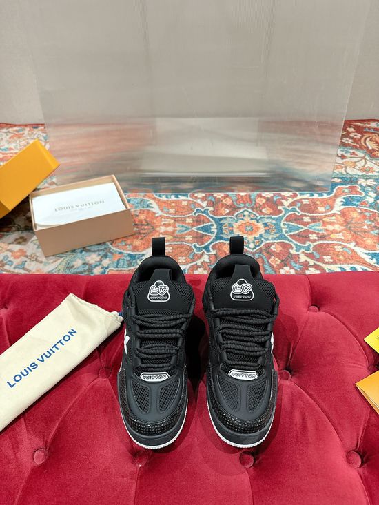 Louis Vuitton Premium Leather Skate Sneakers Breathable Casual Comfortable Footwear