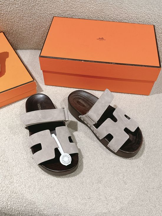 Hermes Wood Sole Open Toe Sandals Adjustable Straps Casual Comfortable