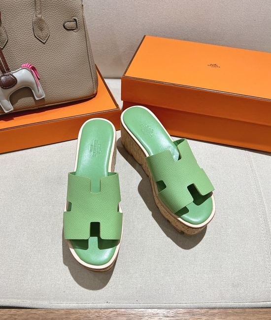 Hermes Classic Platform Sandals with Premium Leather Construction