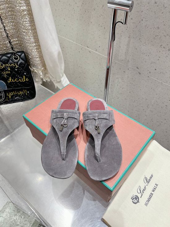 Loro Piana Soft Flat Thong Sandals Non-slip Casual Daily Wear Footwear