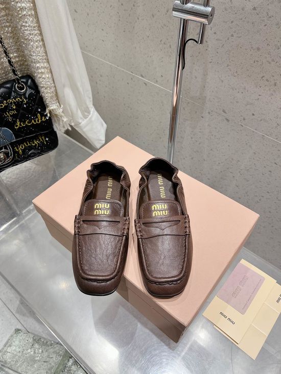 Miu Miu Vintage Mary Jane Ballet Flats Soft Leather Comfortable Shoes