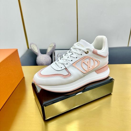 Louis Vuitton Comfortable Running Sneakers with Leather Upper