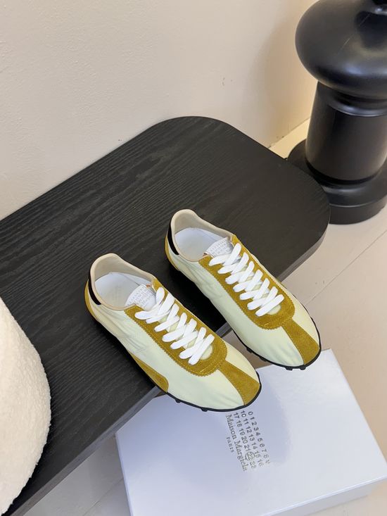 Maison Margiela Vintage Distressed Suede Nylon Casual Walking Sneakers