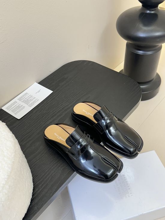 Maison Margiela Split Toe Thick Sole Mary Jane Leather Sandals