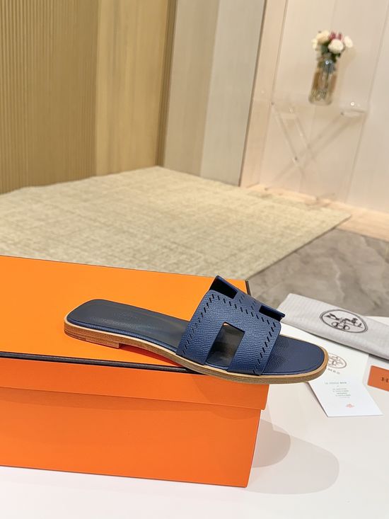 Hermes Premium Palm Grain Leather Shoes with Leather Sole