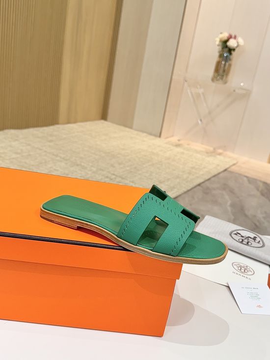 Hermes Premium Palm Grain Leather Shoes with Leather Sole
