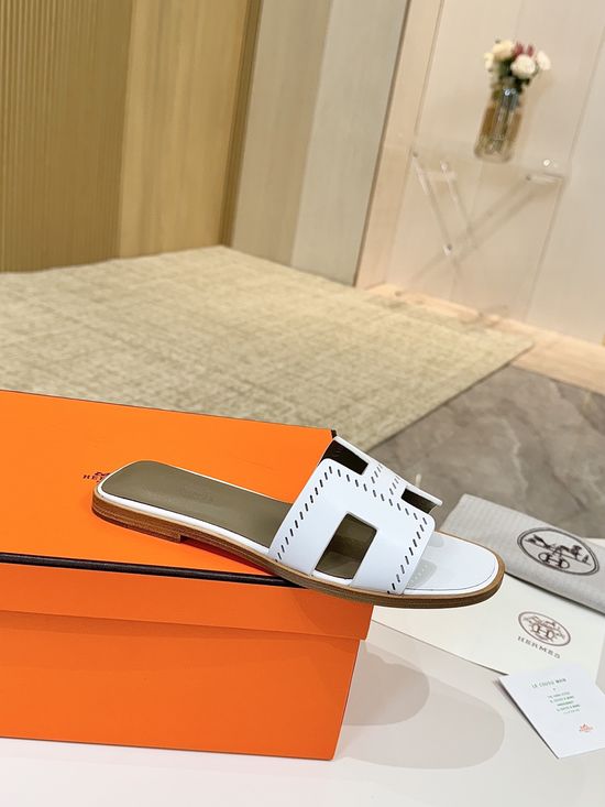 Hermes Premium Palm Grain Leather Shoes with Leather Sole