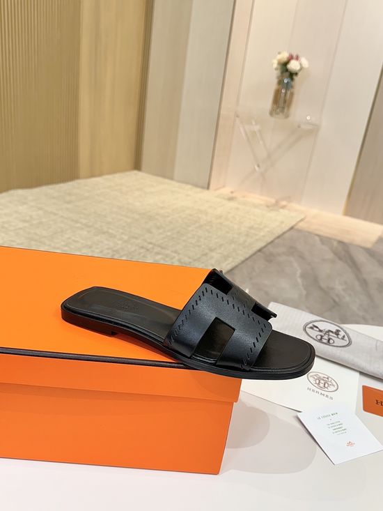 Hermes Premium Palm Grain Leather Shoes with Leather Sole