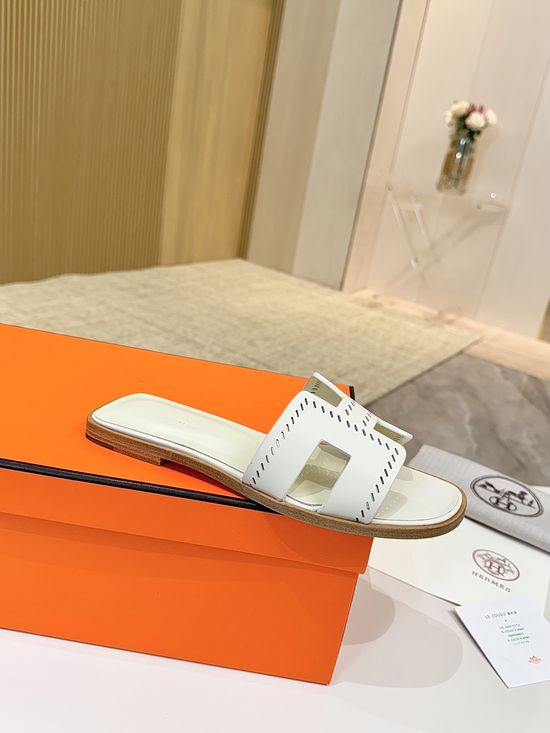 Hermes Premium Palm Grain Leather Shoes with Leather Sole