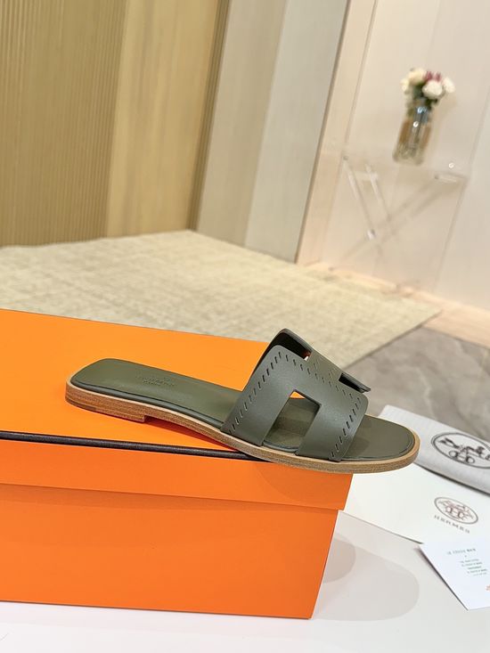 Hermes Premium Palm Grain Leather Shoes with Leather Sole
