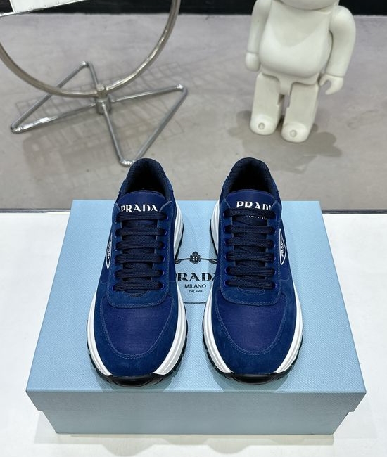 Prada Fashionable Versatile Premium Leather Casual Shoes
