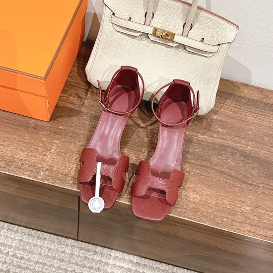 Hermes Comfortable Leather Low Heel Casual Sandals
