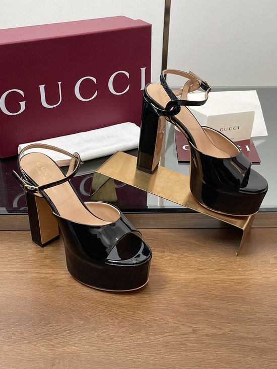 Gucci Elegant Platform Peep Toe High Heel Leather Sandals