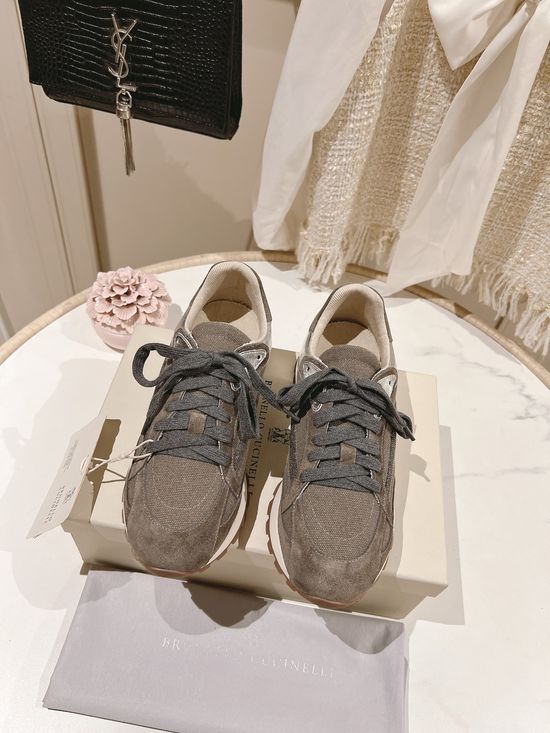 Brunello Cucinelli Classic Suede Sneakers Comfortable Lightweight Casual Footwear