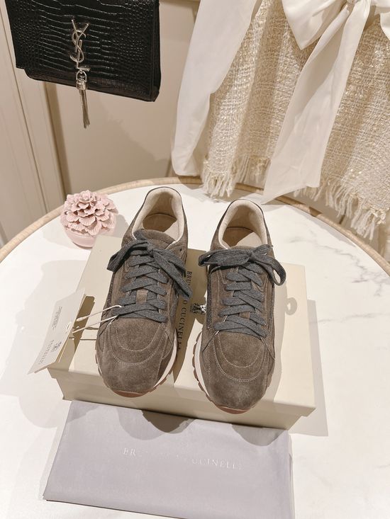 Brunello Cucinelli Classic Suede Sneakers Comfortable Lightweight Casual Footwear