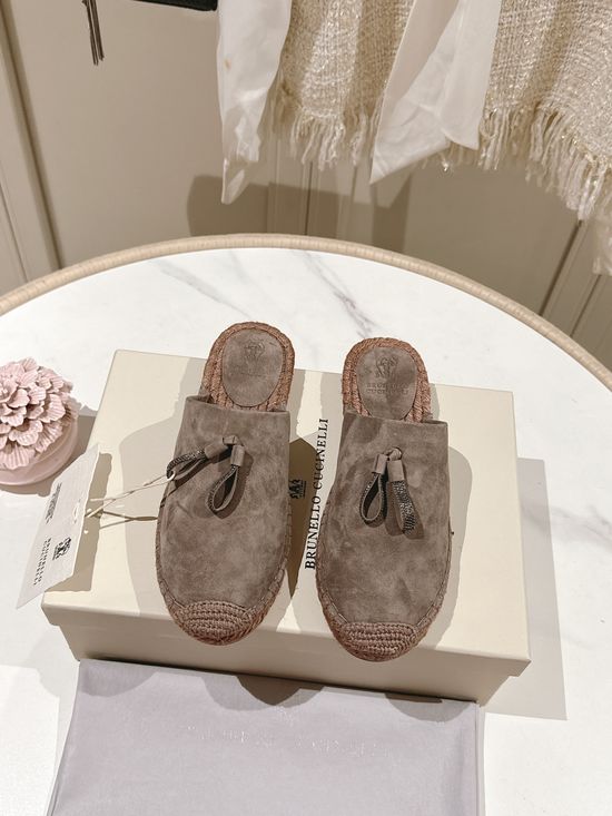 Brunello Cucinelli Classic Linen Blend Espadrilles Hand Stitched Non Slip Sole
