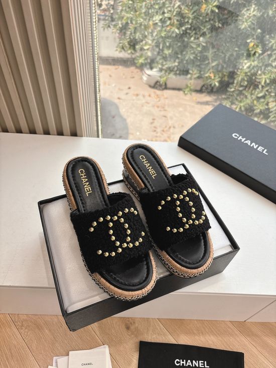 Chanel Casual Wedge Chain-detail Sandals Slippers