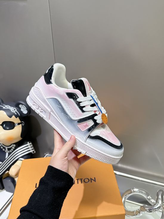 Louis Vuitton Genuine Leather Upper Non-slip Fashion Basketball Sneakers