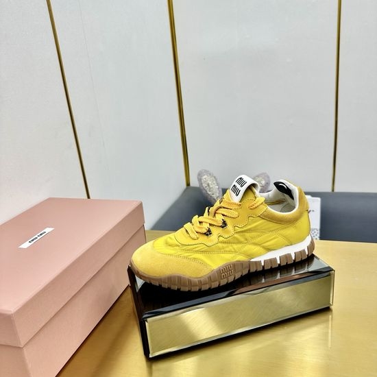 Miu Miu Comfortable Thick-Soled Canvas Sneakers with Retro Vibe